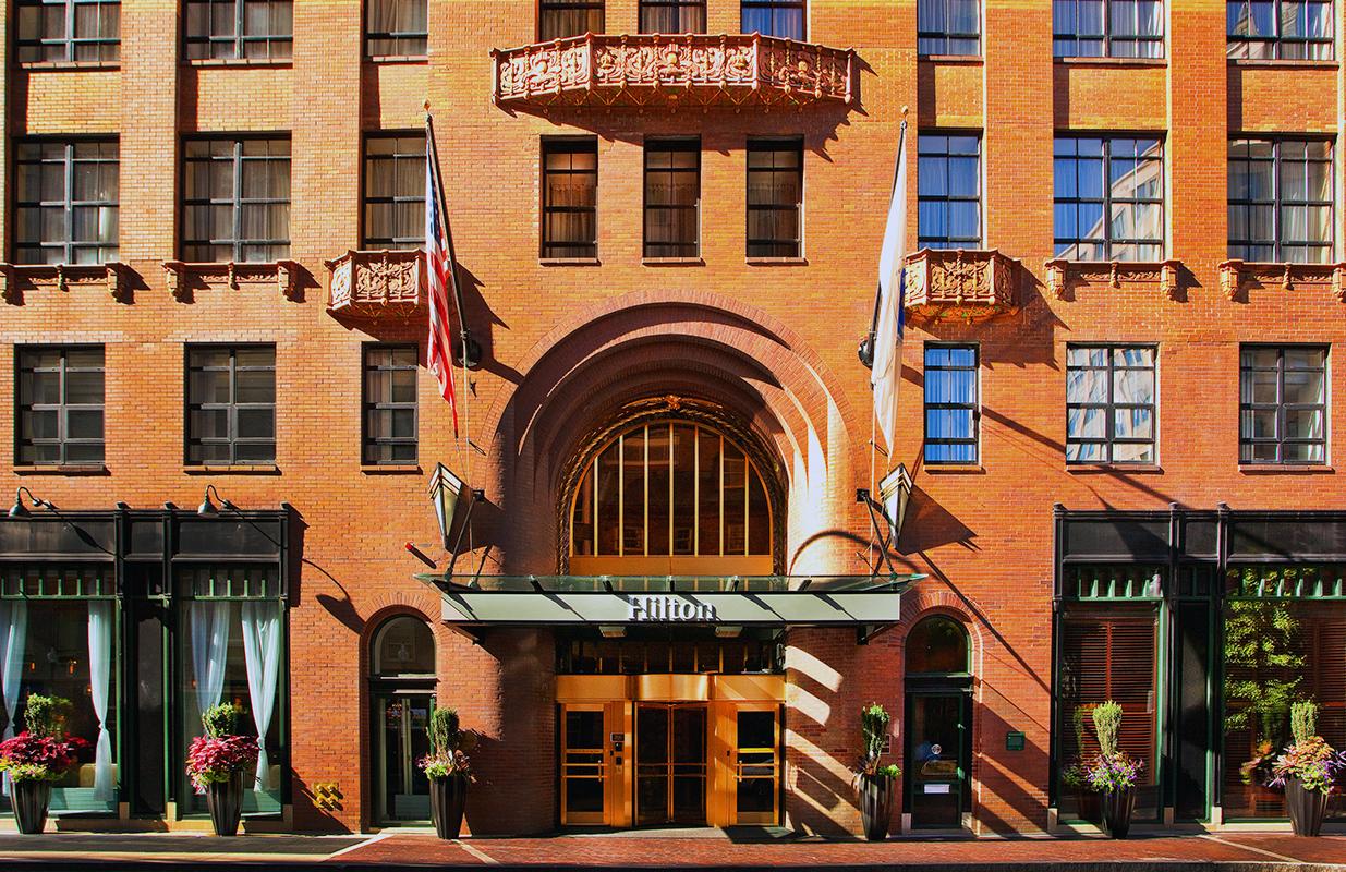 hospitality-case-hboston-00